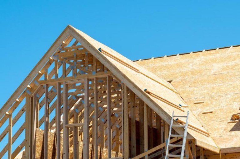 Extension en bois à Mainvilliers, quels matériaux et budget prévoir ?